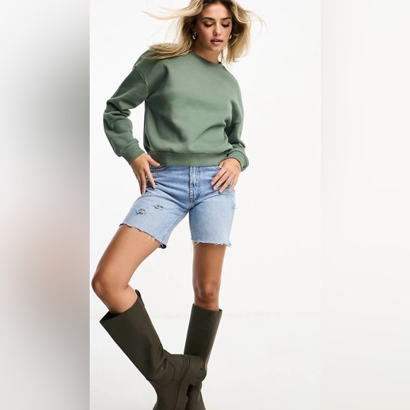 Pull & Bear boxy sweatshirt in khaki - Picture 3 of 4